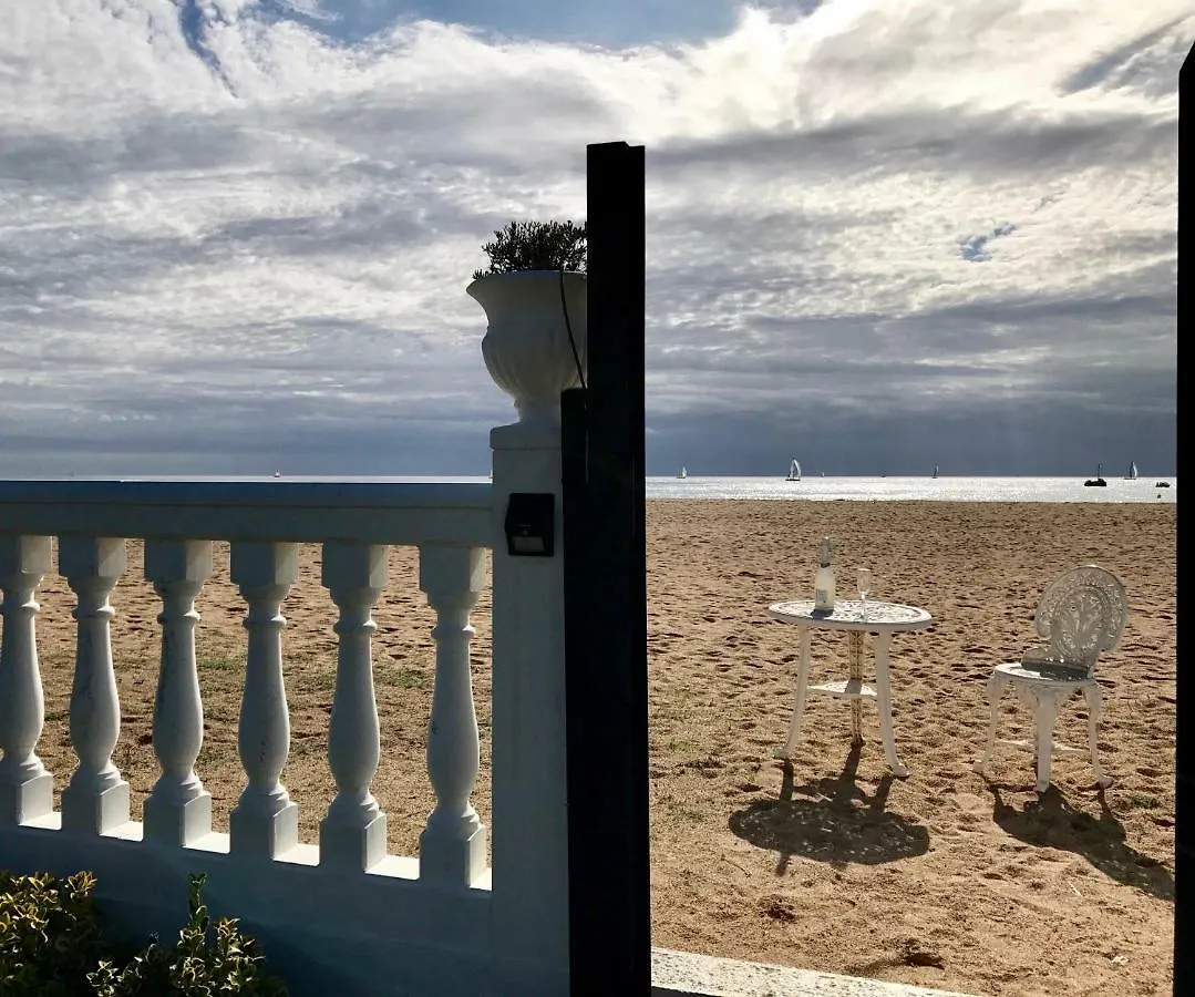 Boutique Home The Beach Malgrat de Mar 0*,